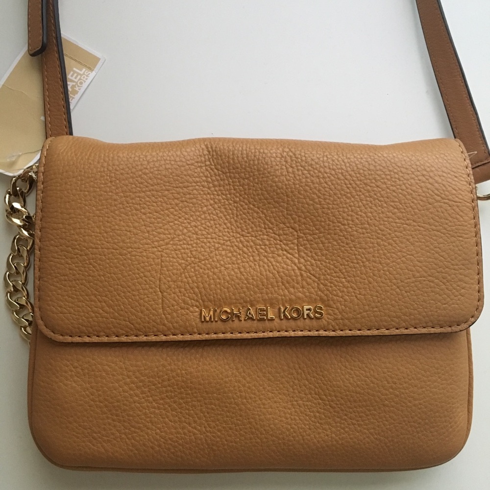 MICHAEL KORS CROSSBODY PURSE